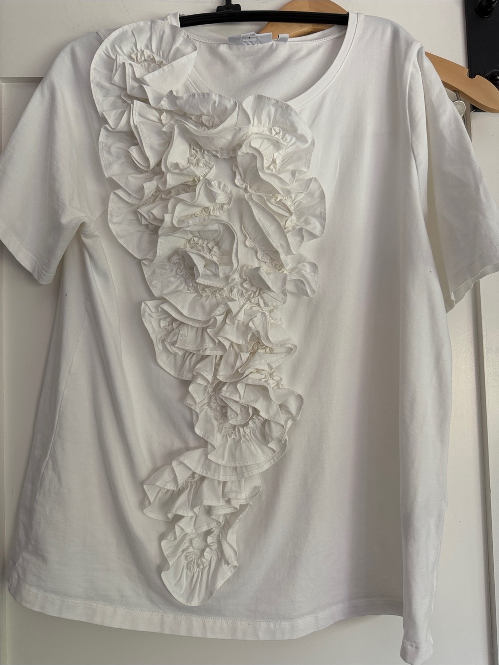 Chico's White Short-Sleeve Ruffle Front Tee